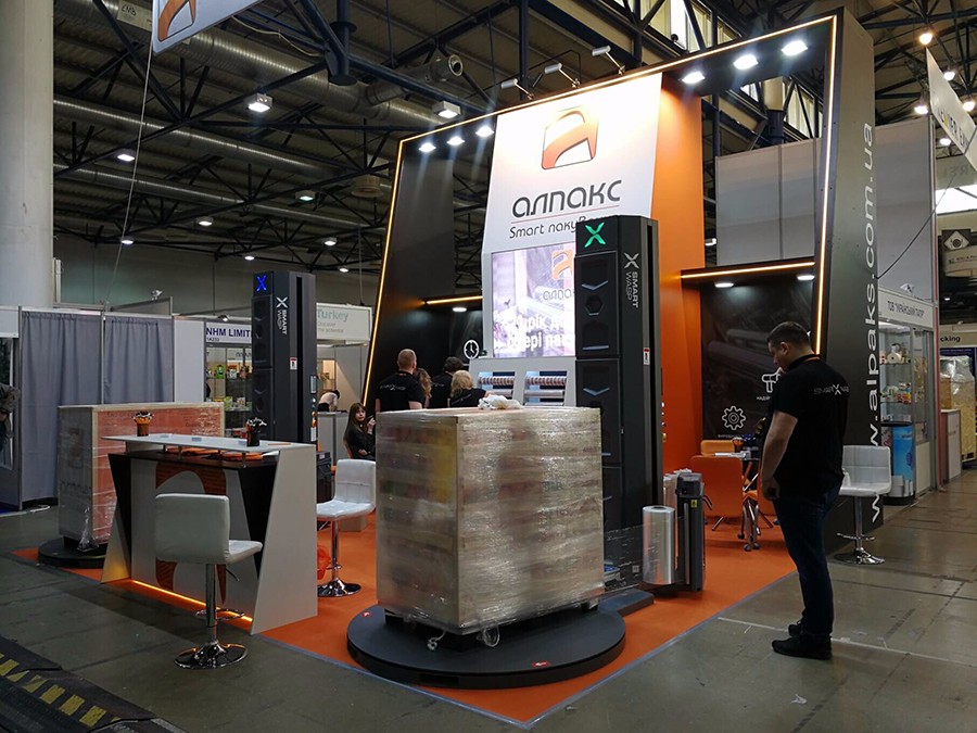 From April 10 to April 12, SMART WASP attend Ukraine international packaging exhibition. The displayed machine including SMART WASP pallet wrapping machine Model X1 and X100.